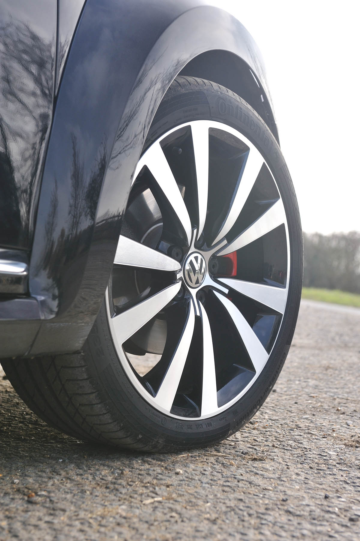 2013 Volkswagen Beetle Turbo Silver Tornado alloy wheel