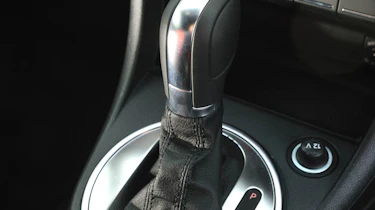 2013 Volkswagen Beetle Turbo Silver DSG gearstick