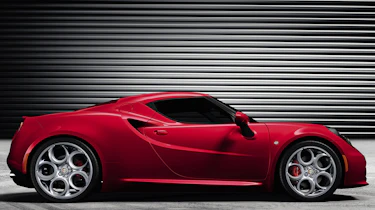 Alfa Romeo 4C side profile