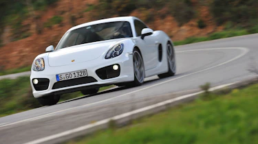 evo Magazine: April 2013 Porsche Cayman S