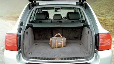 Porsche Cayenne boot