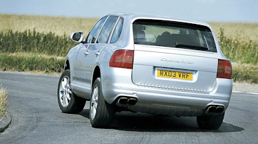 Porsche Cayenne cornering