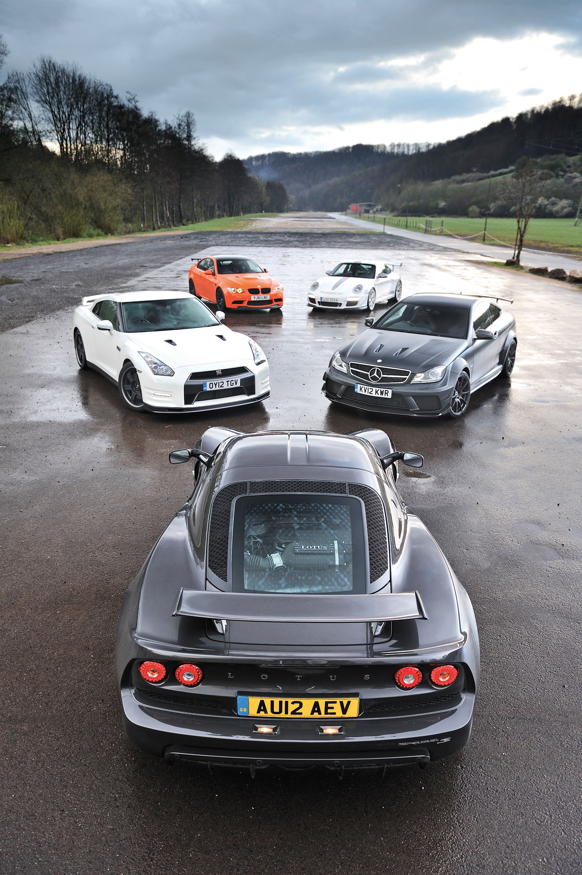 On the road: Lotus Exige S vs C63 Black, M3 GTS, 911 GT3 RS 4.0 and Nissan GT-R Track Pack