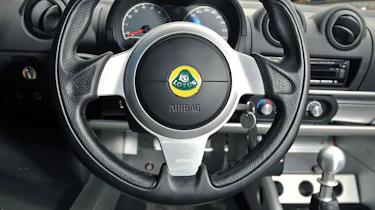 At the Nurburgring: Lotus Exige S vs C63 Black, M3 GTS, 911 GT3 RS 4.0 and Nissan GT-R Track Pack