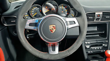At the Nurburgring: Lotus Exige S vs C63 Black, M3 GTS, 911 GT3 RS 4.0 and Nissan GT-R Track Pack