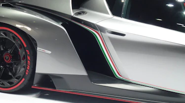 Lamborghini Veneno live at Geneva