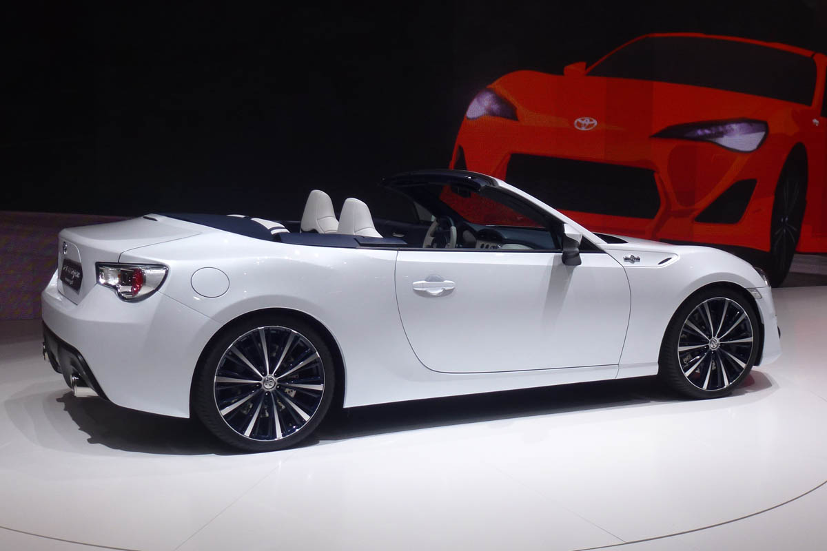 Toyota FT-86 Open Concept live show pictures