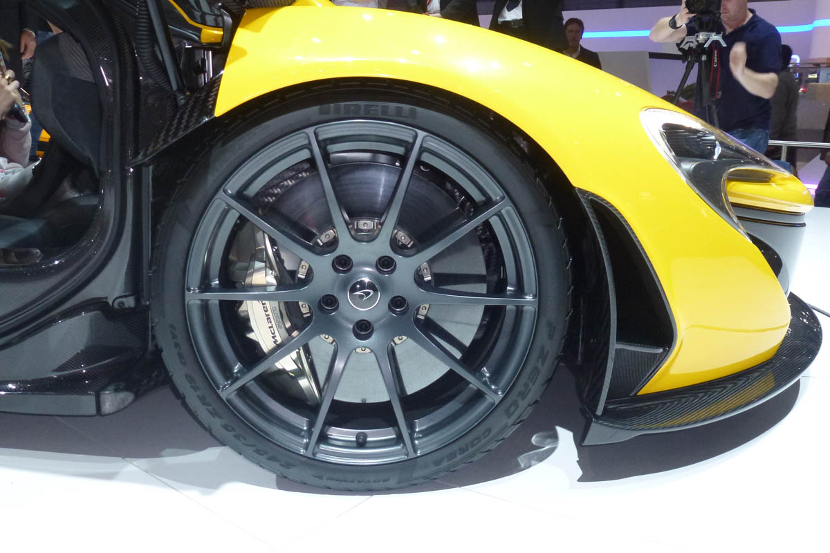 McLaren P1 alloy wheel