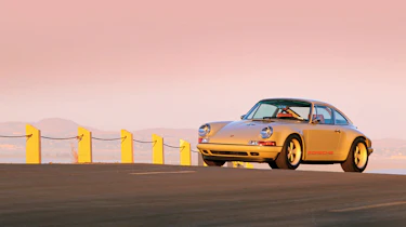 Porsche 911 by Singer