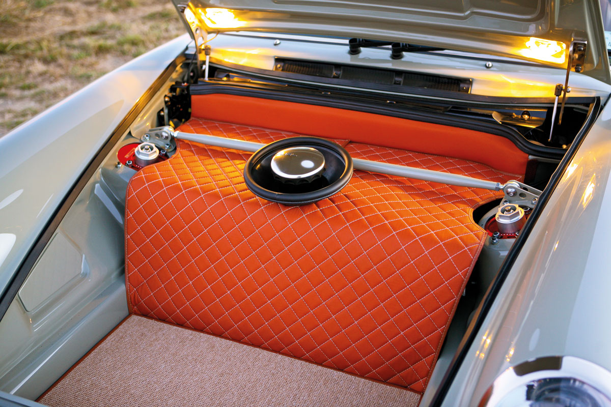 Porsche 911 by Singer