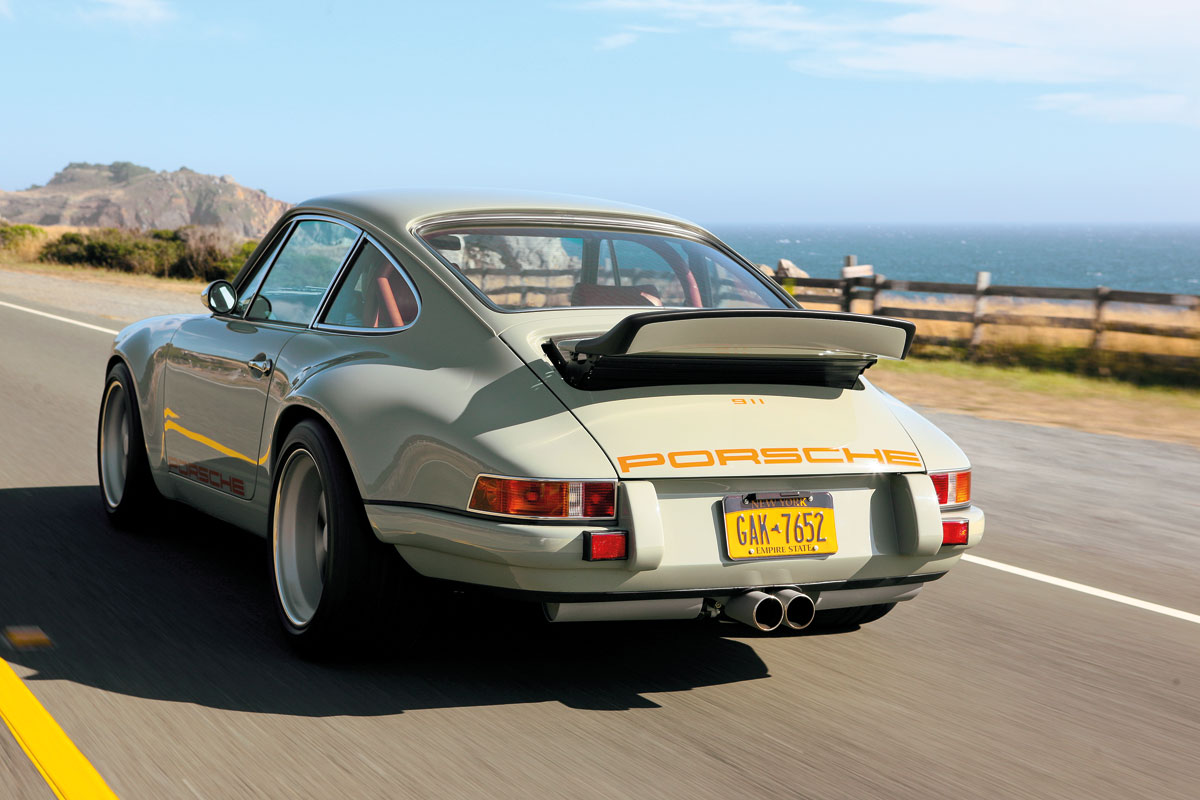 Porsche 911 by Singer