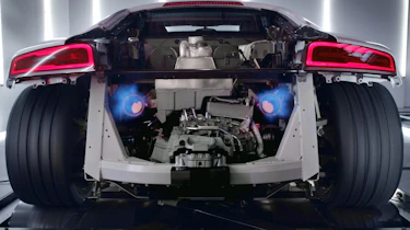 Audi R8 V10 Plus engine video
