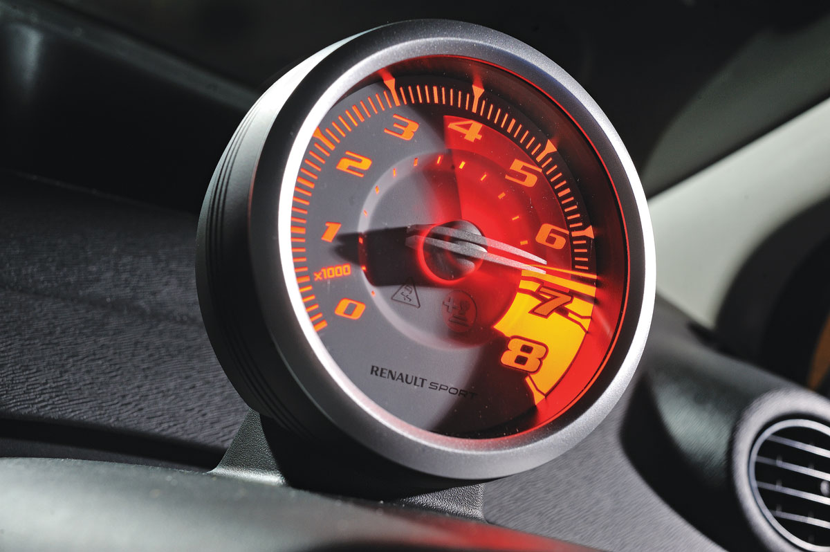 Renault Twingo rev counter