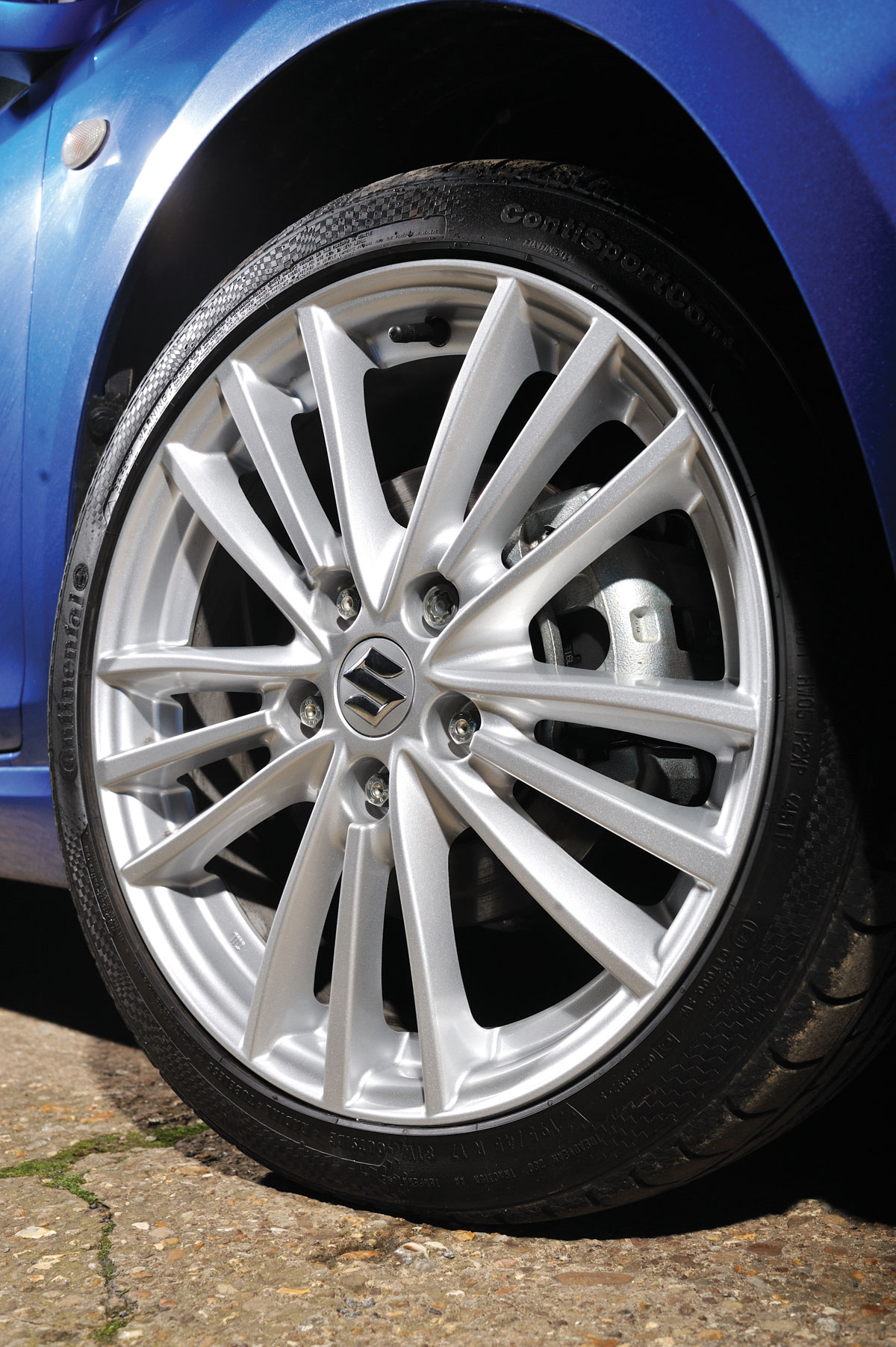 Suzuki Swift sport wheel