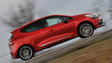 2013 Renaultsport Clio 200 Turbo flame red side profile