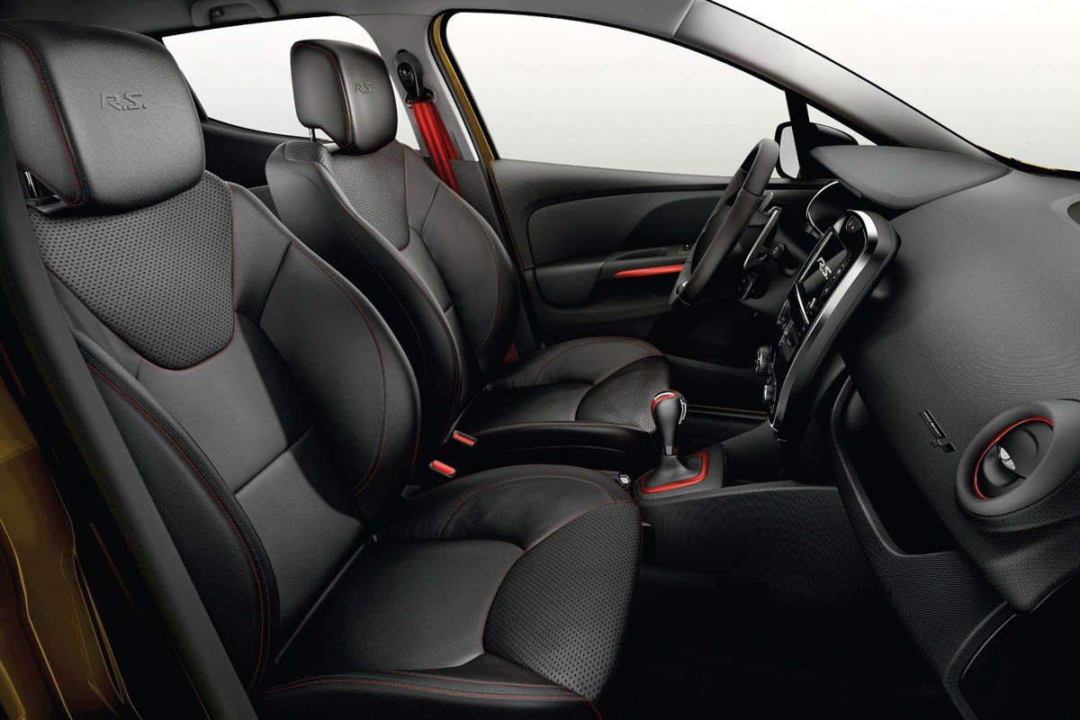 Renaultsport Clio 200 Turbo interior front seats