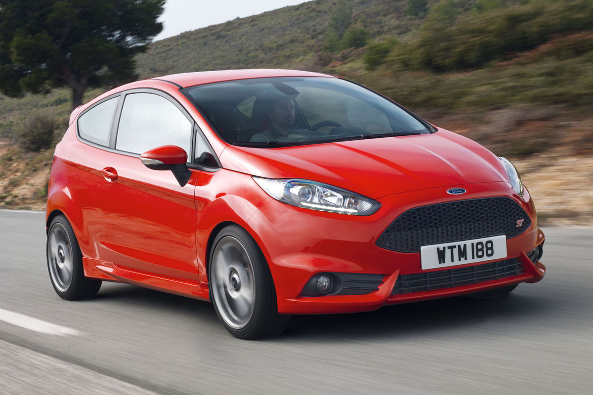 2013 Ford Fiesta ST red front view