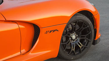 SRT Viper TA Time Attack Crusher Orange Sidewinder wheels