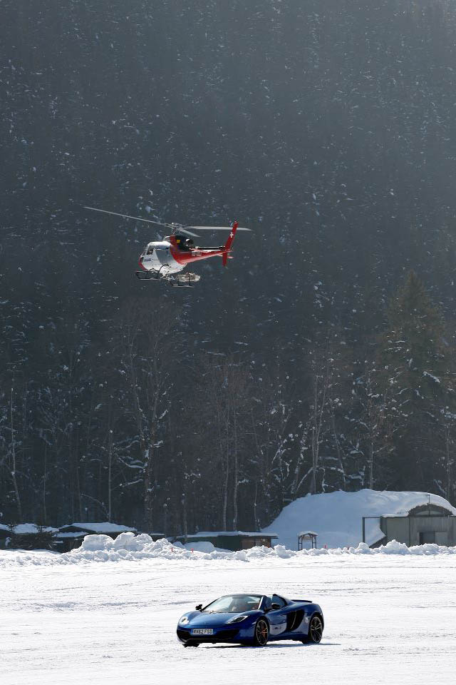 McLaren MP4-12C helicopter chasing