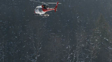 McLaren MP4-12C helicopter chasing