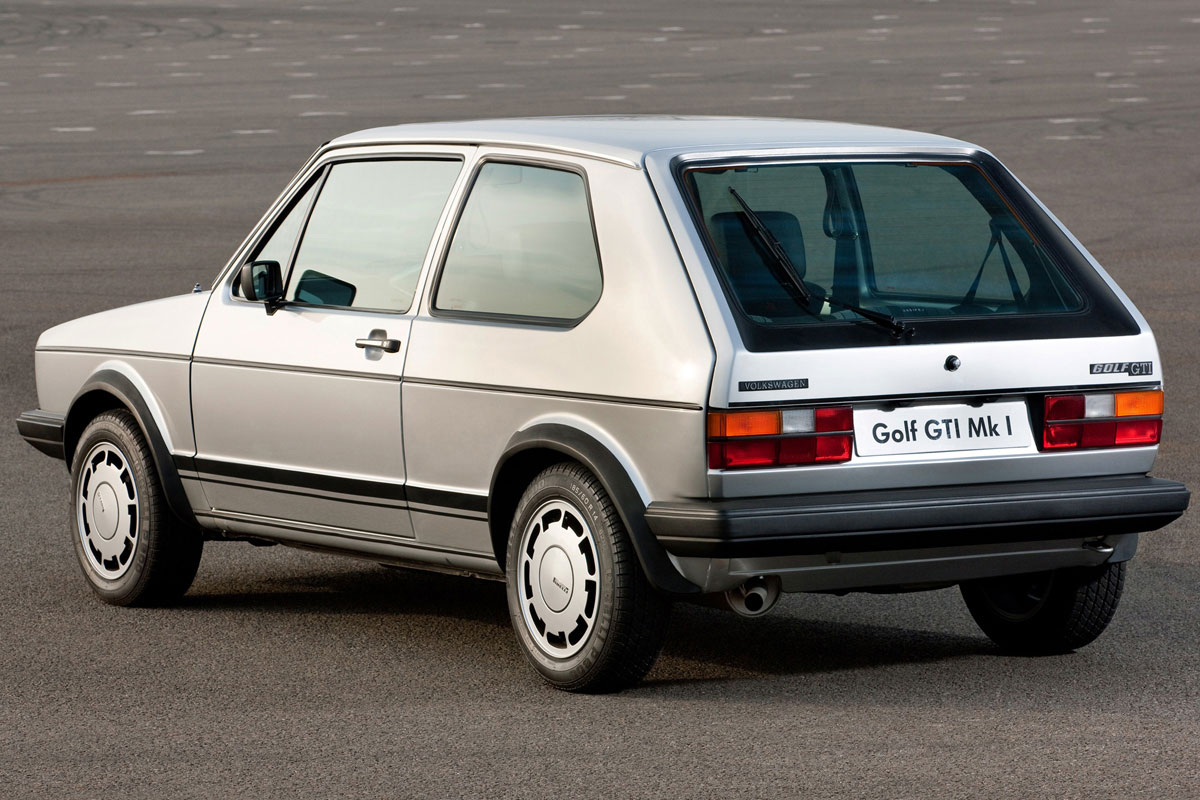 VW Golf GTI Pirelli