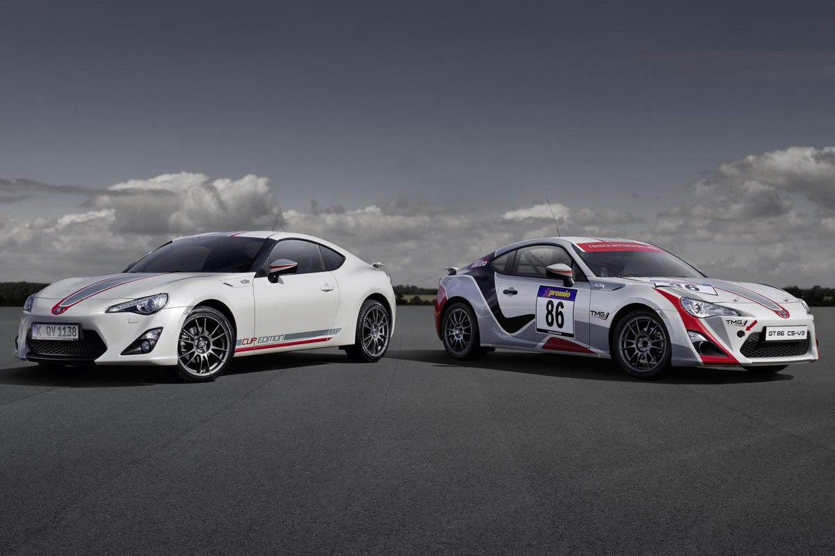 Toyota GT86 Cup Edition with Cup racer