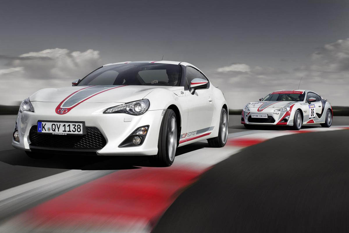 Toyota GT86 Cup Edition cornering