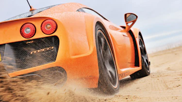 Noble M600 burnout