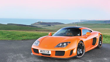 Noble M600 front 3/4