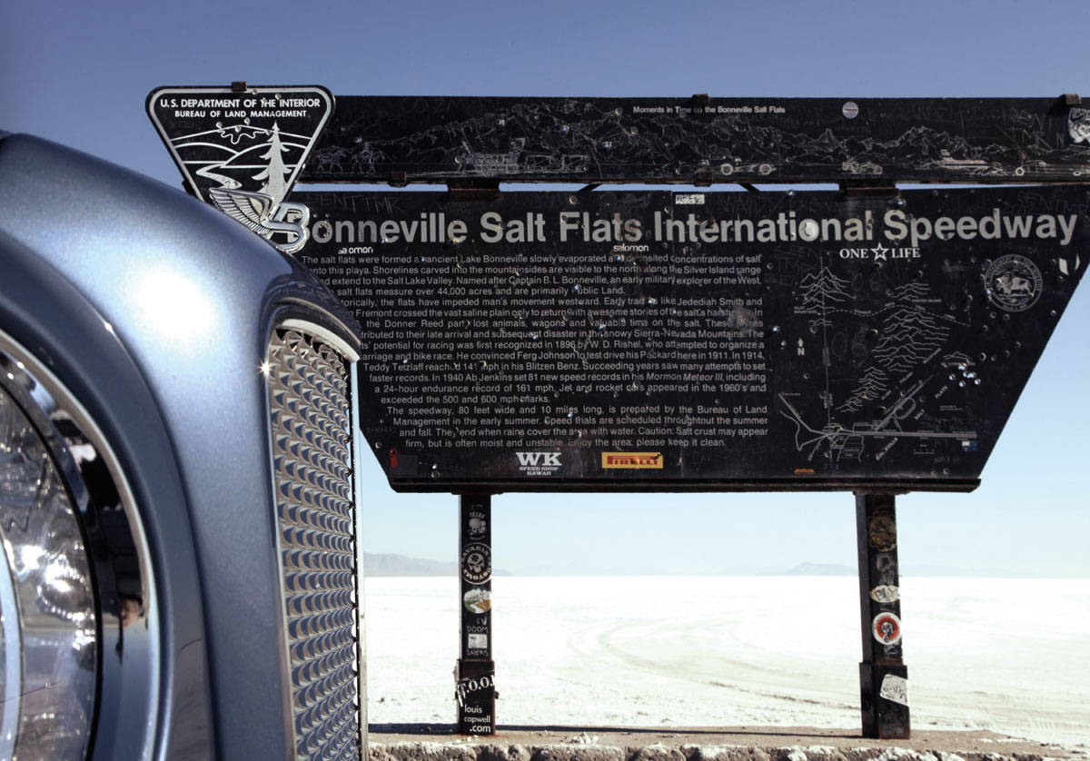 Bonneville salt flats sign