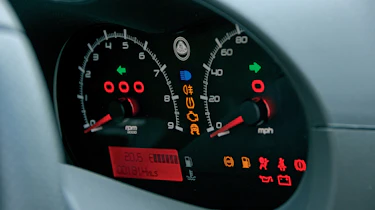 Lotus Exige S2 dashboard warning lights