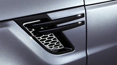 New Range Rover Sport side vent