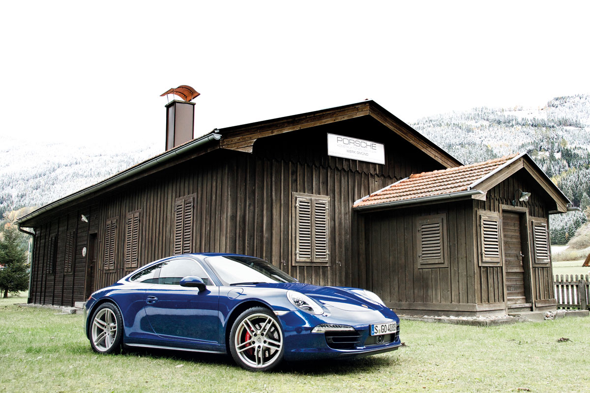 Porsche 911 Carrera 4S outside the Porsche museum