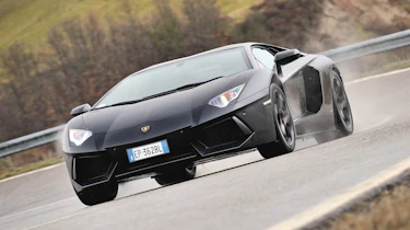 Lamborghini Aventador LP700-4 matt black