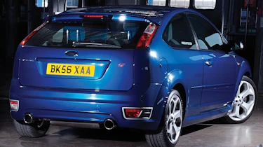 Ford Focus ST blue, rear
