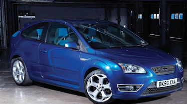 Ford Focus ST blue, front quarter
