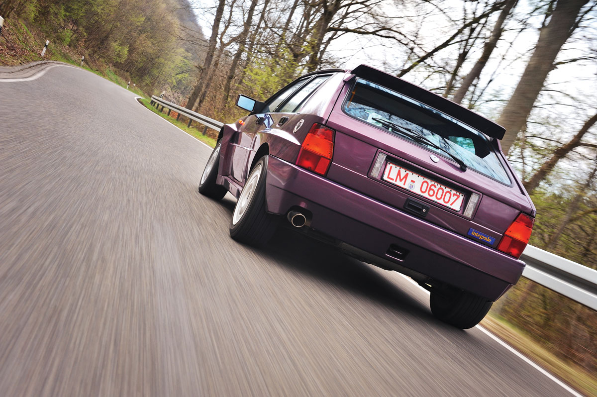 Lancia Delta Integrale Evo 3 rear driving