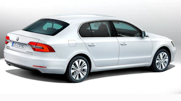 2014 Skoda Superb saloon white