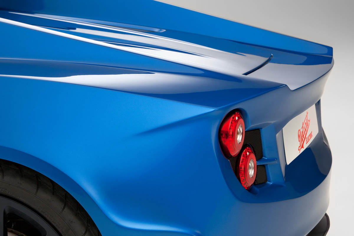 Detroit Electric sports car Lotus Elise blue rear spoiler