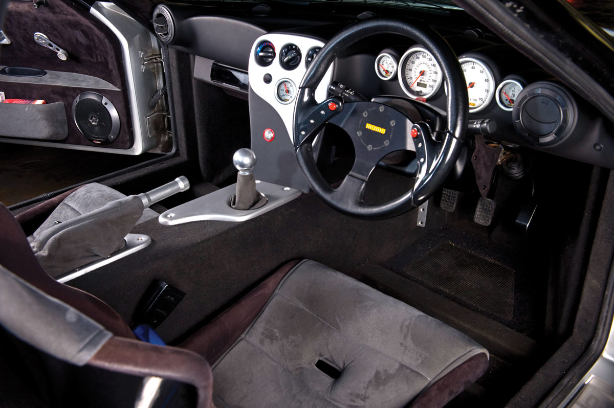 Noble M12 GTO interior
