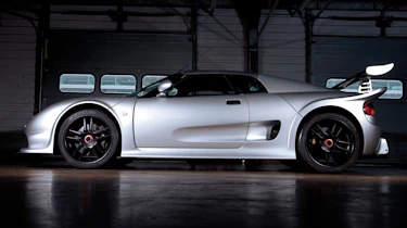 Noble M12 GTO silver, side profile