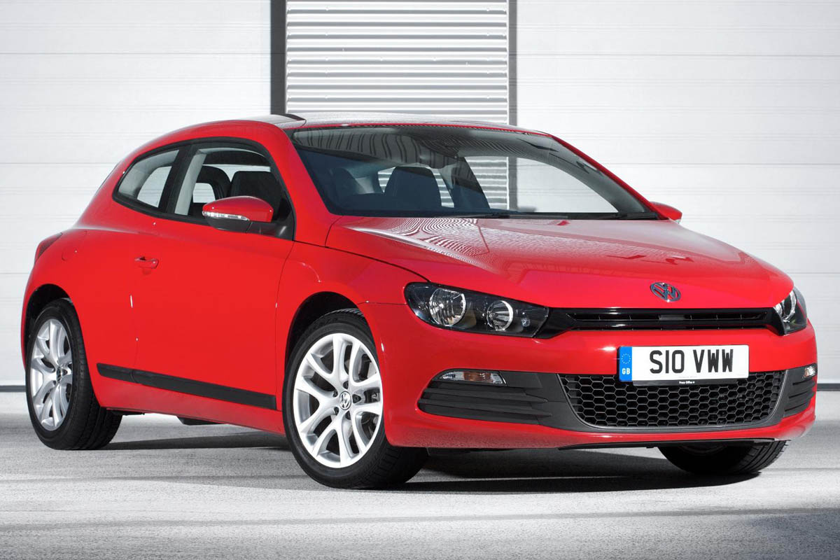 VW Scirocco 1.4 TSI 160 front view red