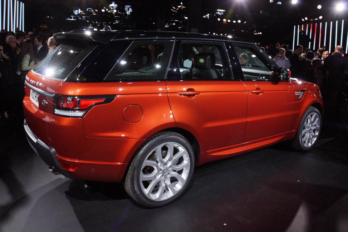 2014 Range Rover Sport preview video red