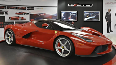 Fernando Alonso drives LaFerrari: video