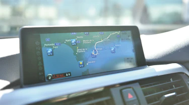 BMW 320d start point sat nav screen