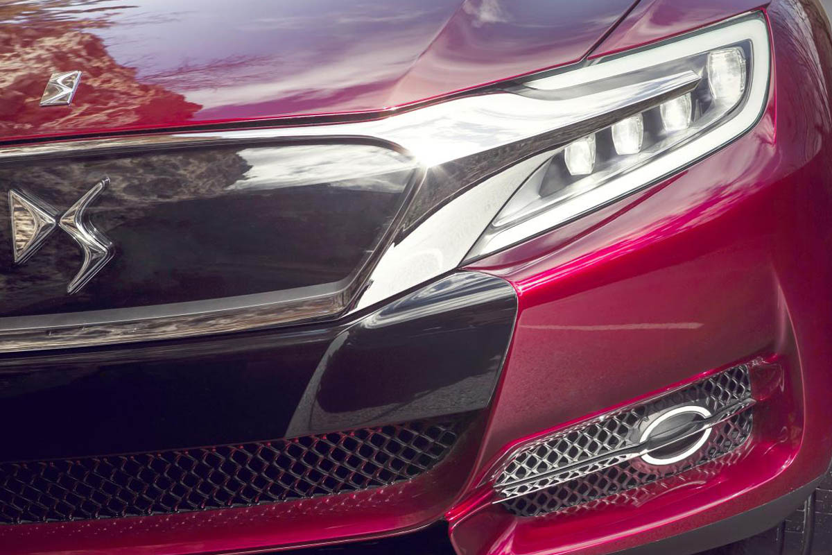 Citroen DS Wild Rubis SUV headlight