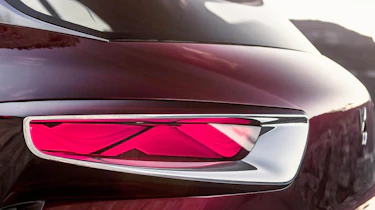 Citroen DS Wild Rubis SUV rear light