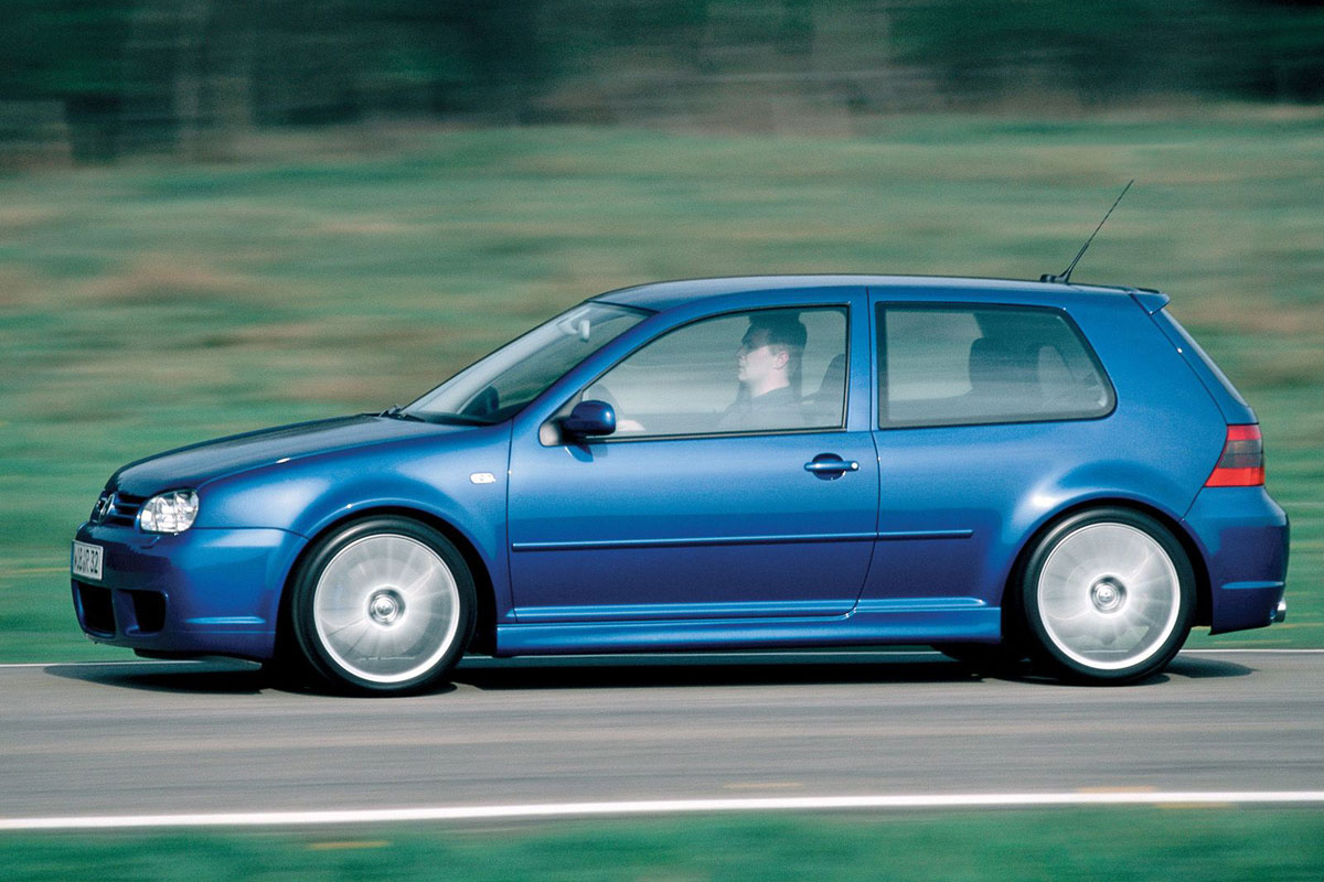 VW Golf R32