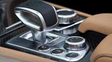 2013 Mercedes SL65 AMG gear selector