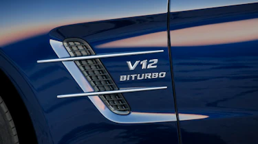 2013 Mercedes SL65 AMG V12 Biturbo badge side grille